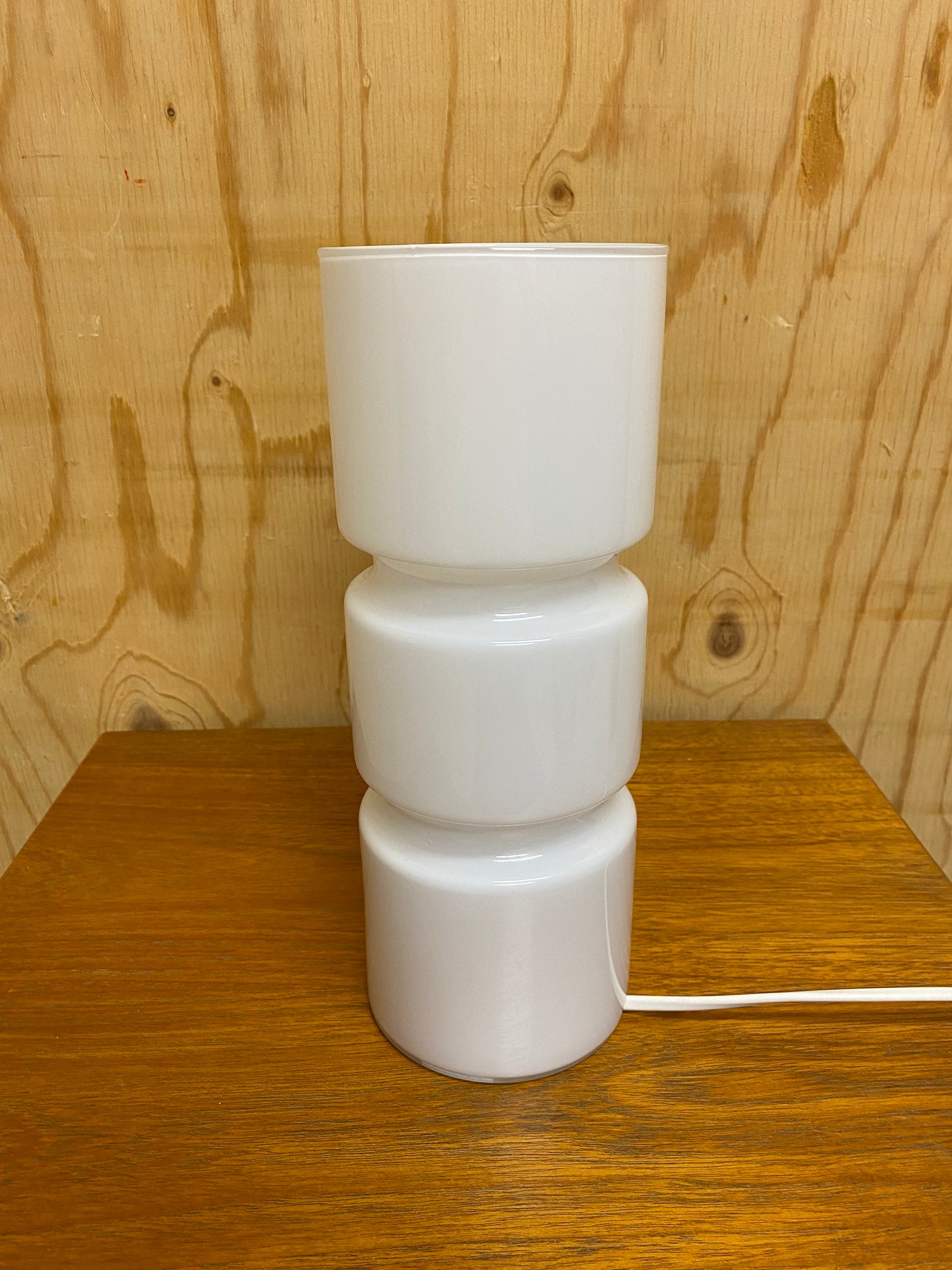 Vintage White Habitat Fitz Lamp