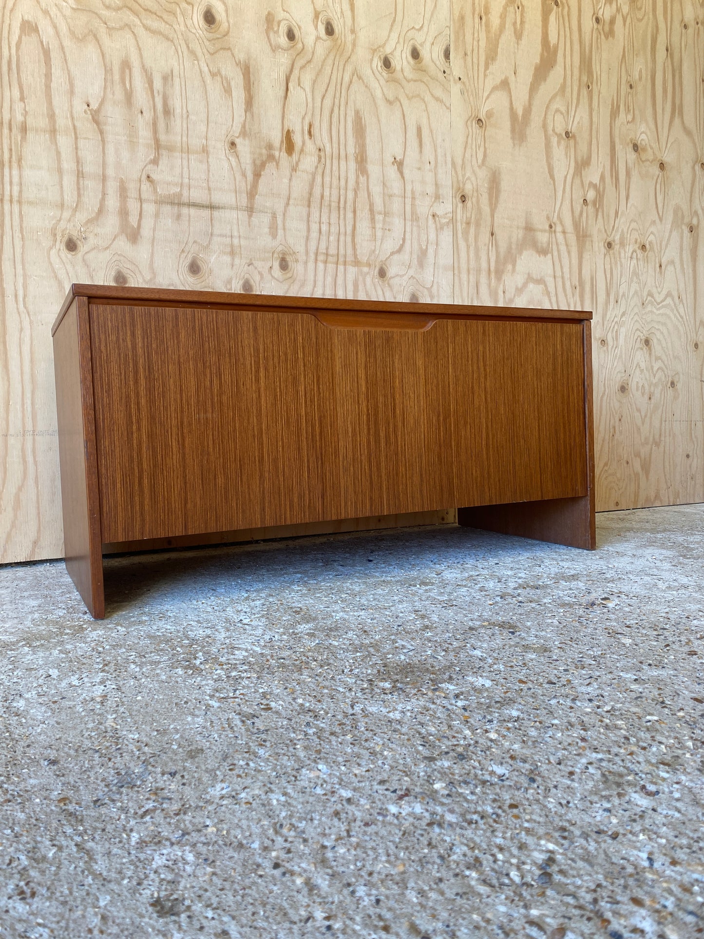 Meredew Storage Chest