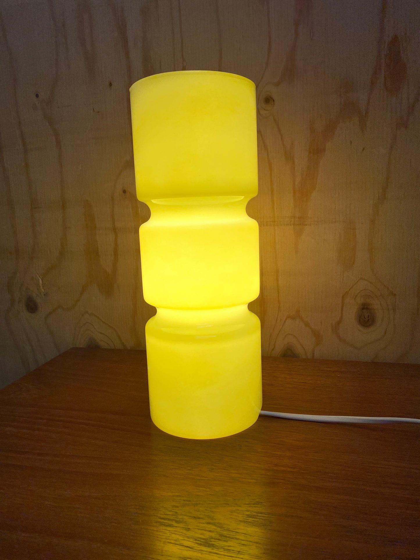 Vintage Yellow Habitat Fitz Lamp
