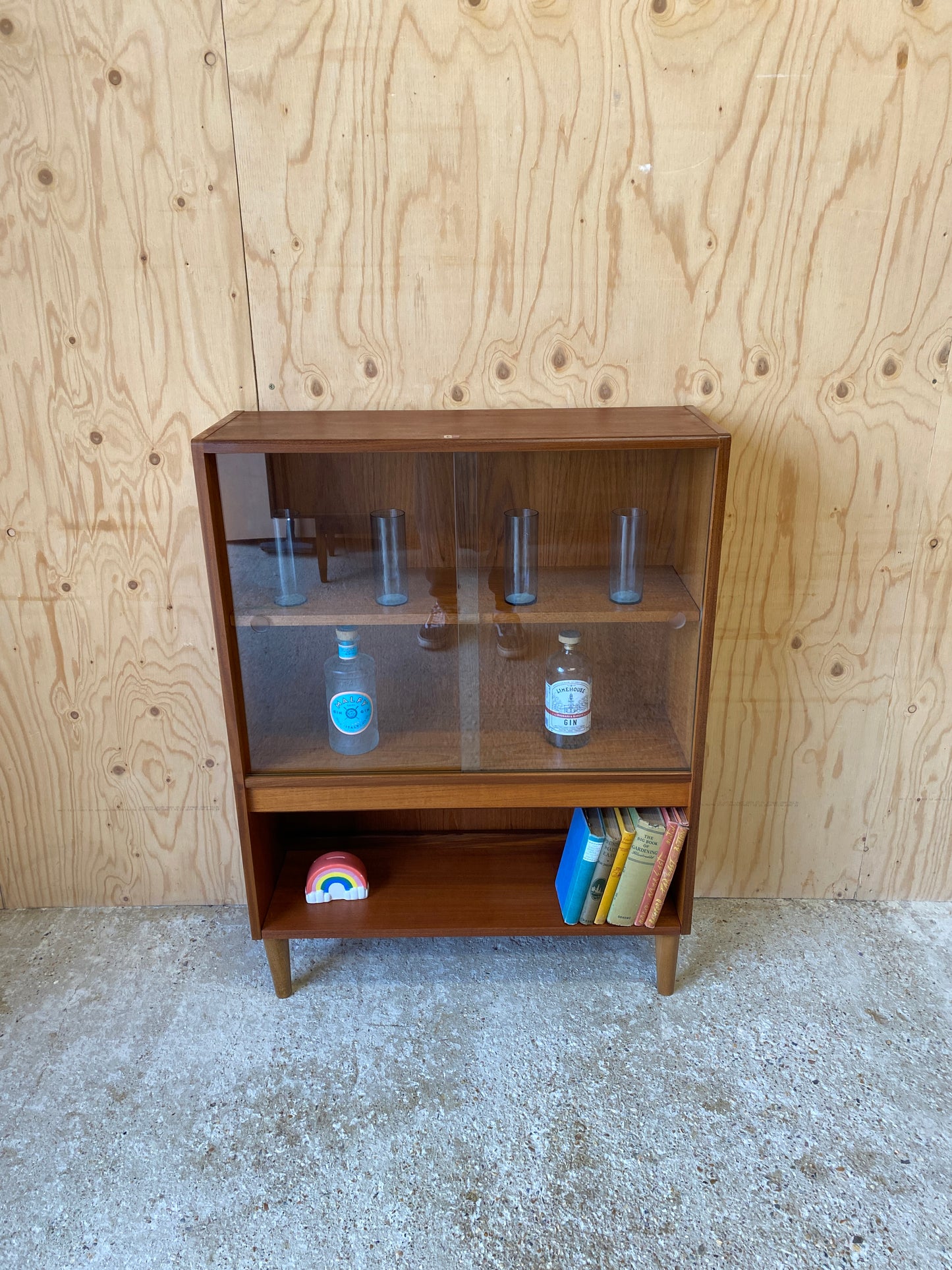 GPlan Drinks Cabinet Cabinet