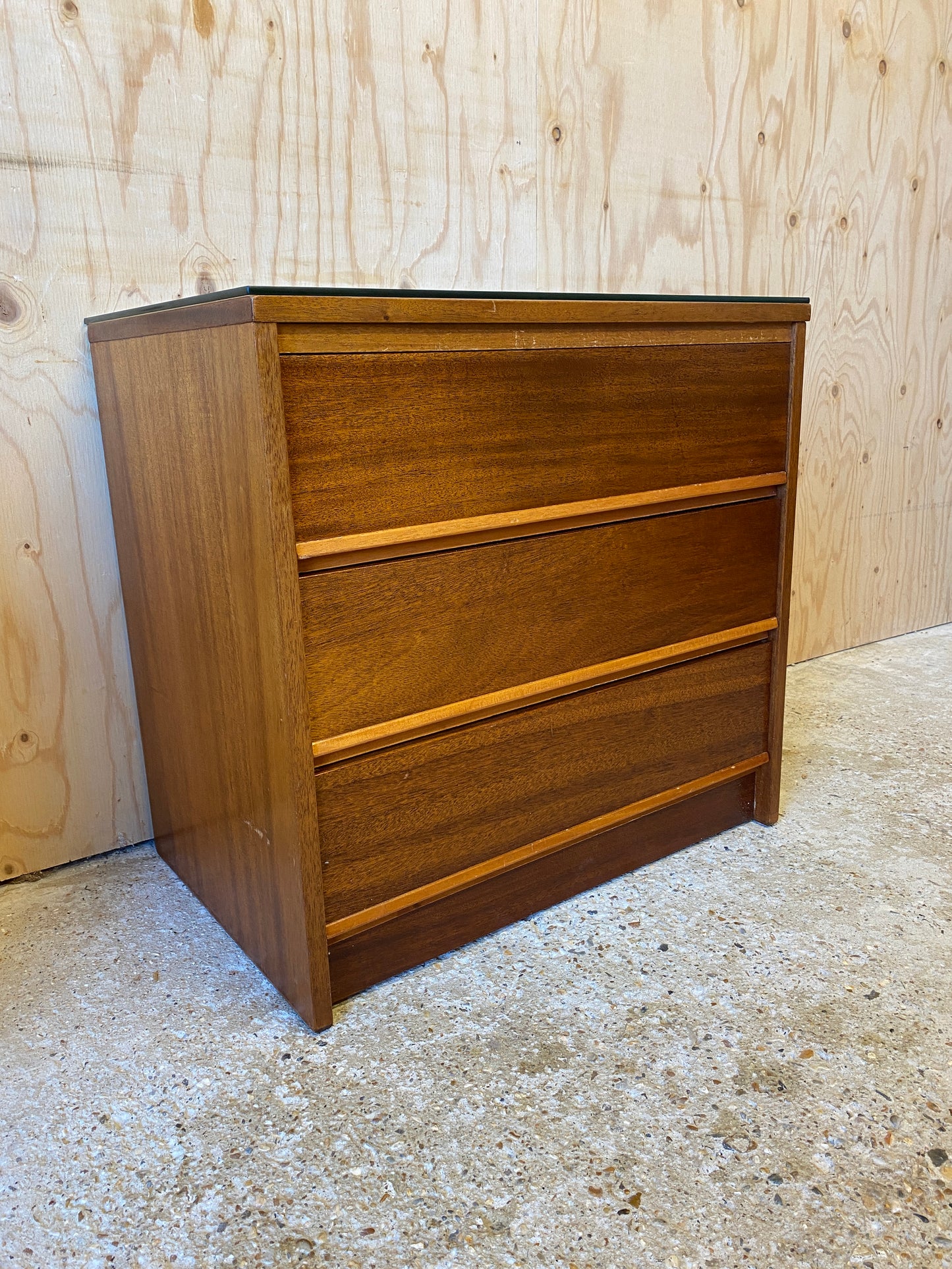 Vintage Chest of Drawers