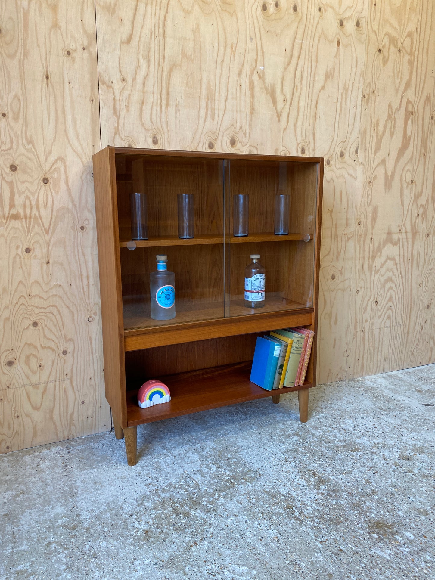 GPlan Drinks Cabinet Cabinet