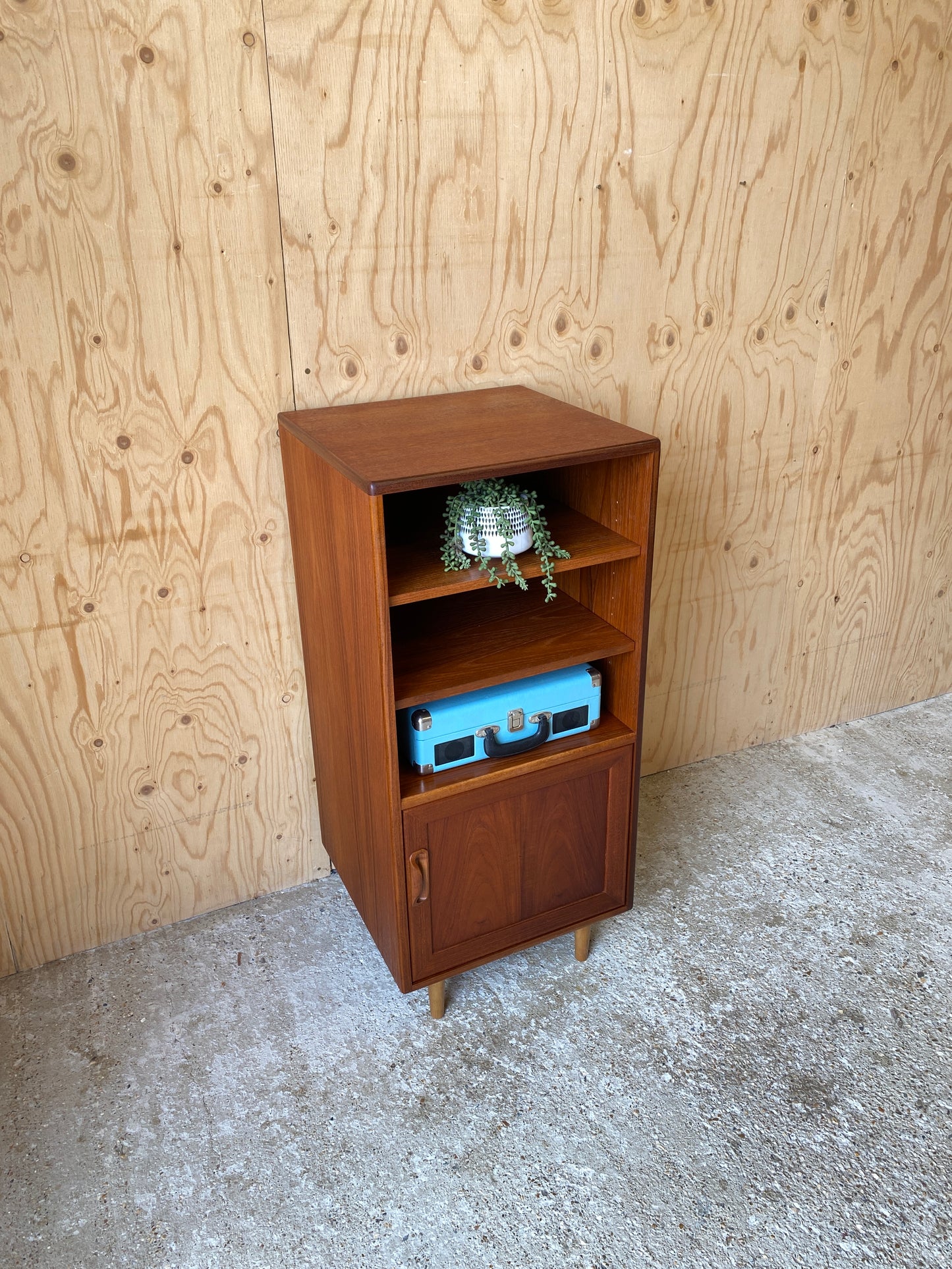 GPlan Hi-fi Cabinet
