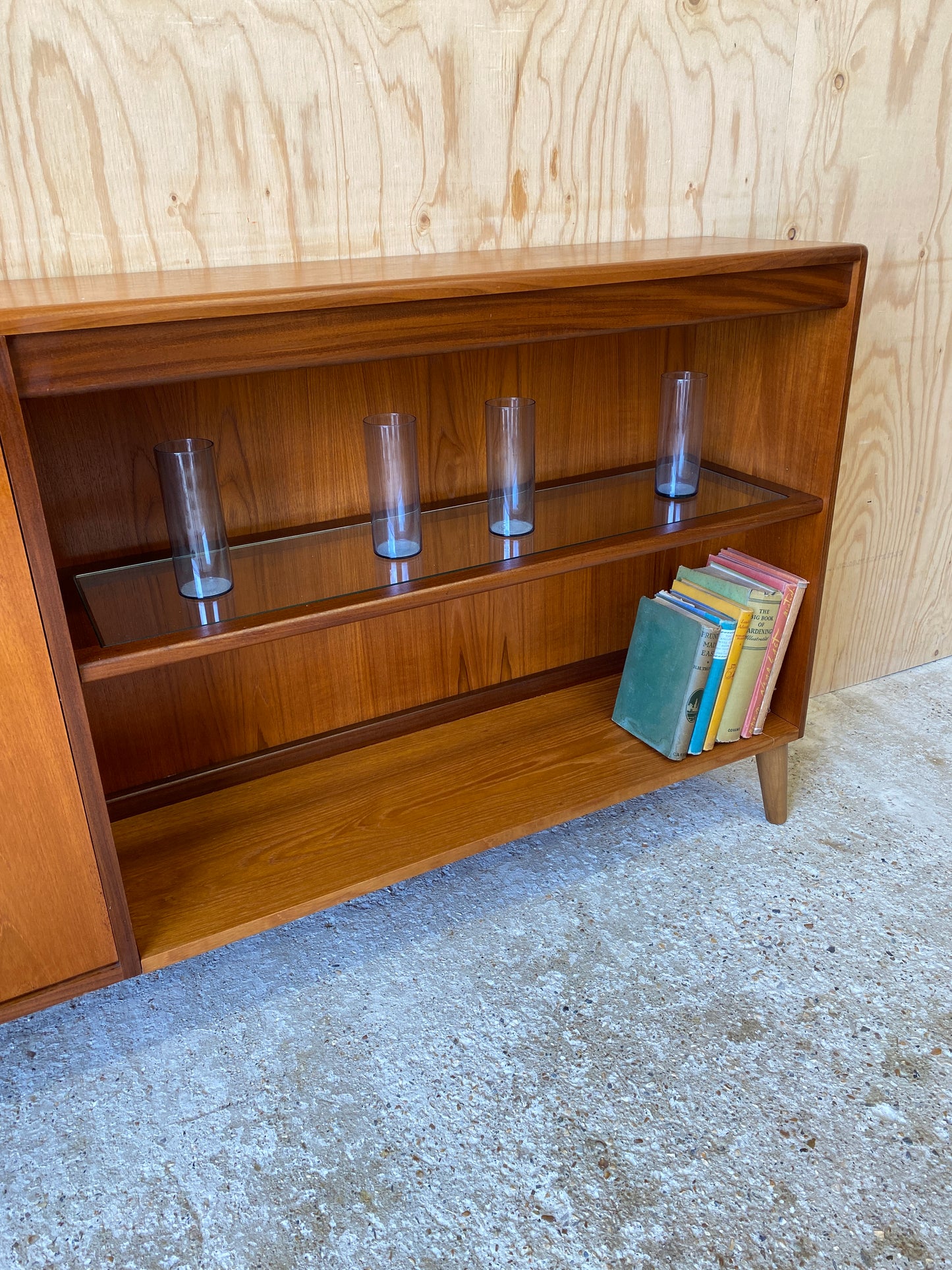 GPlan Drinks Cabinet