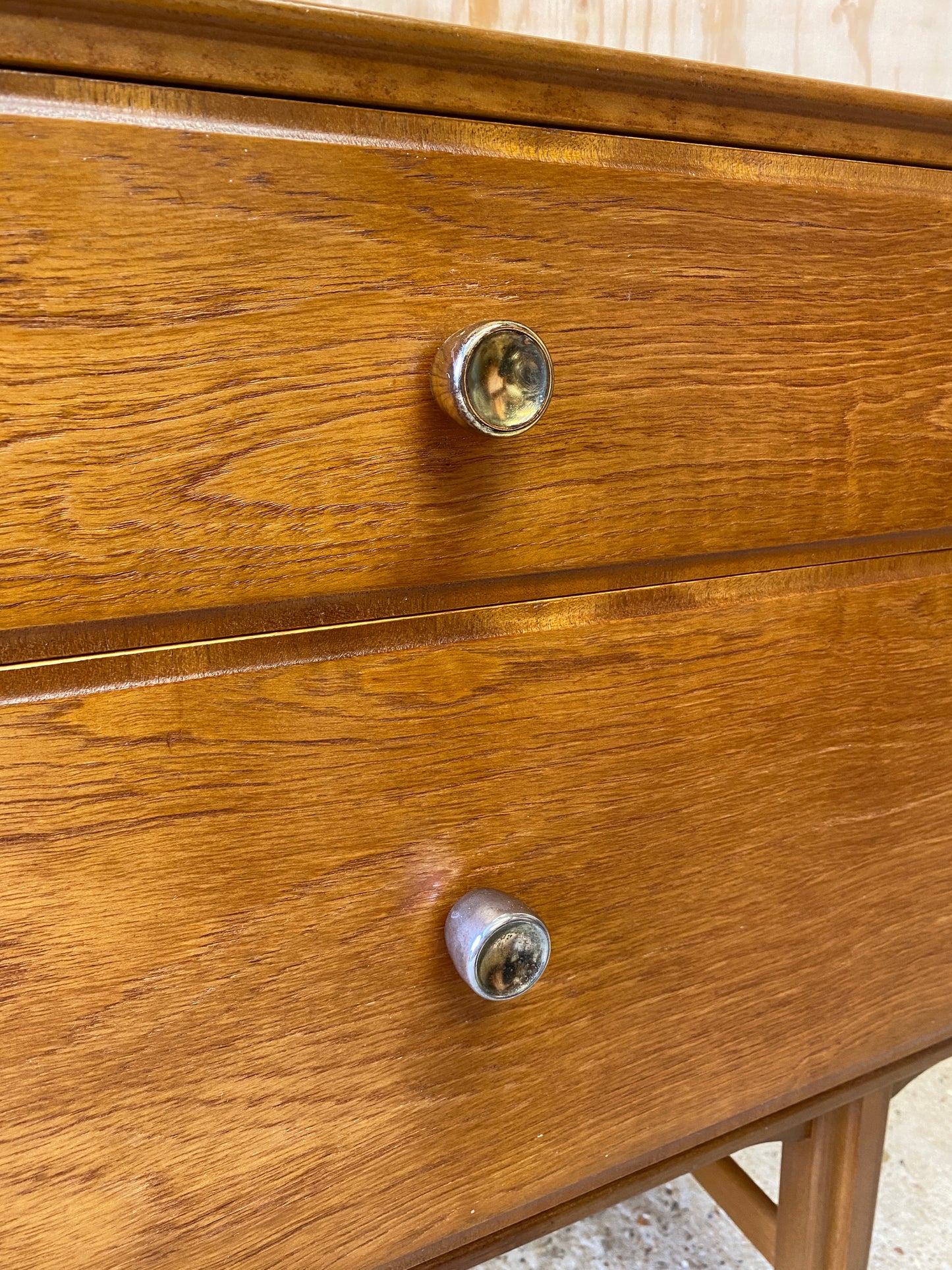 Meredew Chest of Drawers