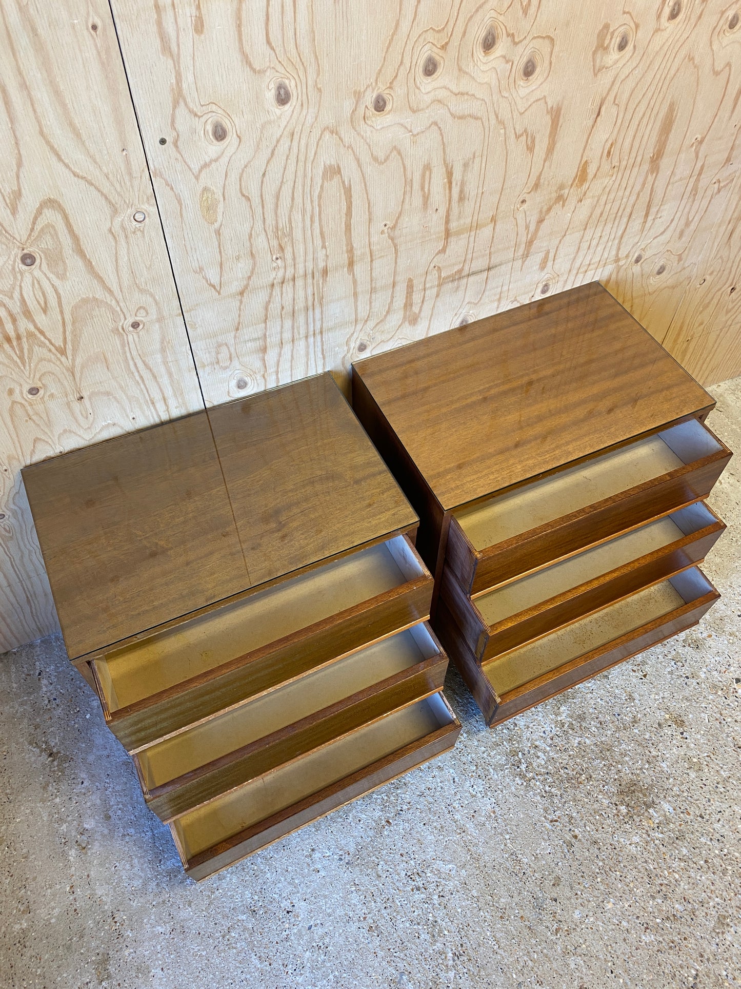 Vintage Chest of Drawers