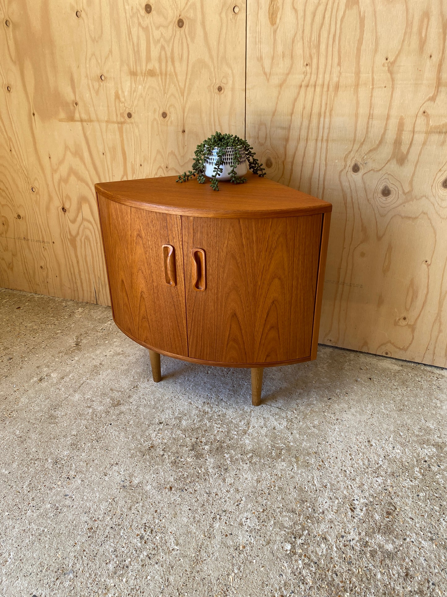 GPlan Corner Cabinet
