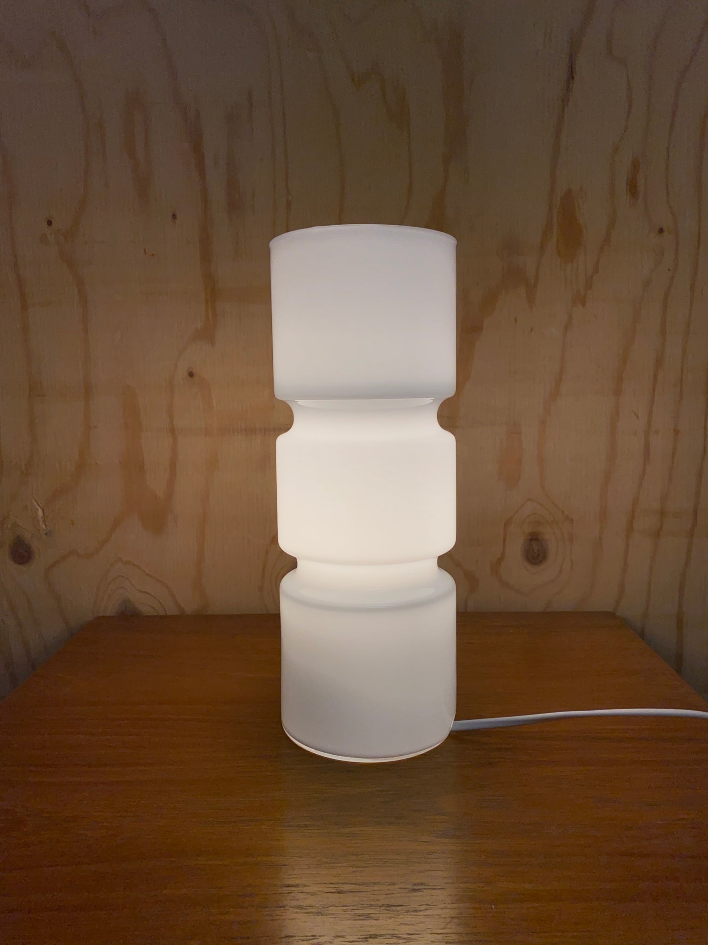 Vintage White Habitat Fitz Lamp