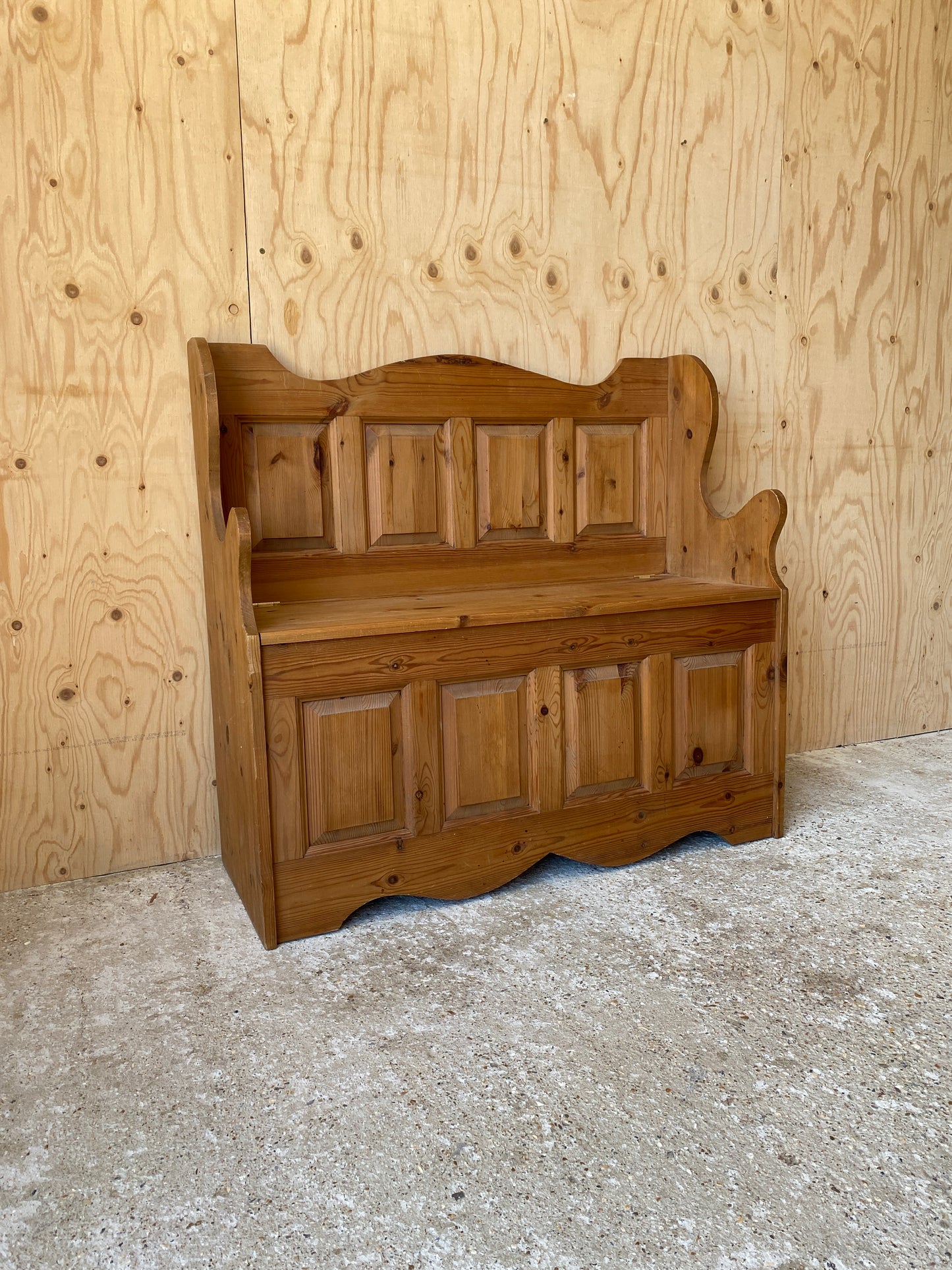Pine Storage Bench
