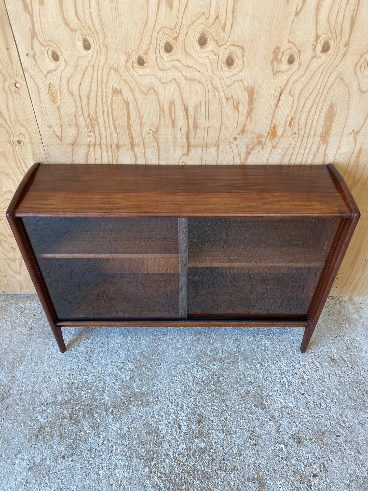 A.Younger Bookcase