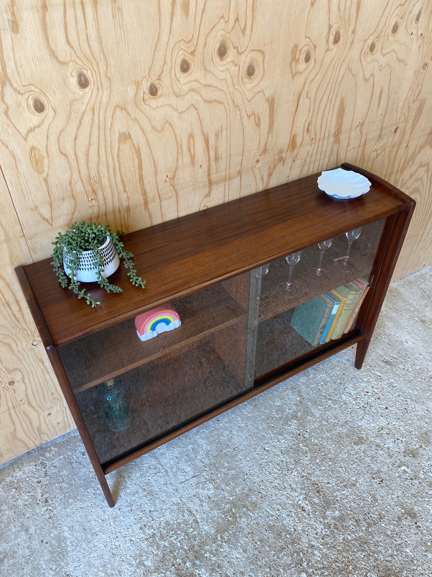 A.Younger Bookcase