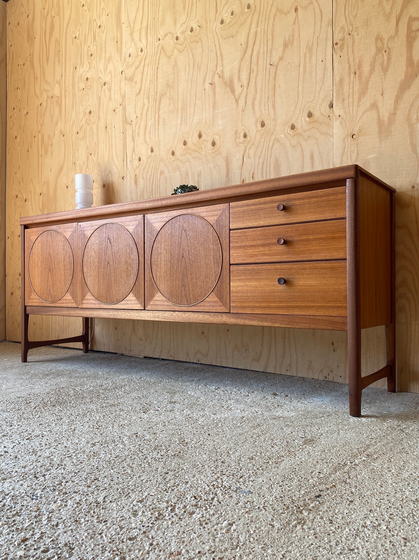 Nathan 'Circles' Sideboard