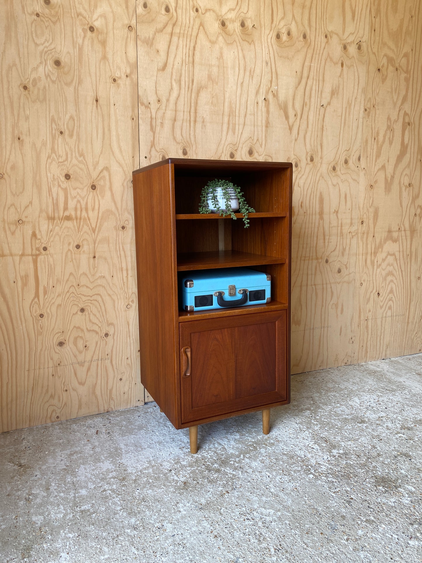GPlan Hi-fi Cabinet