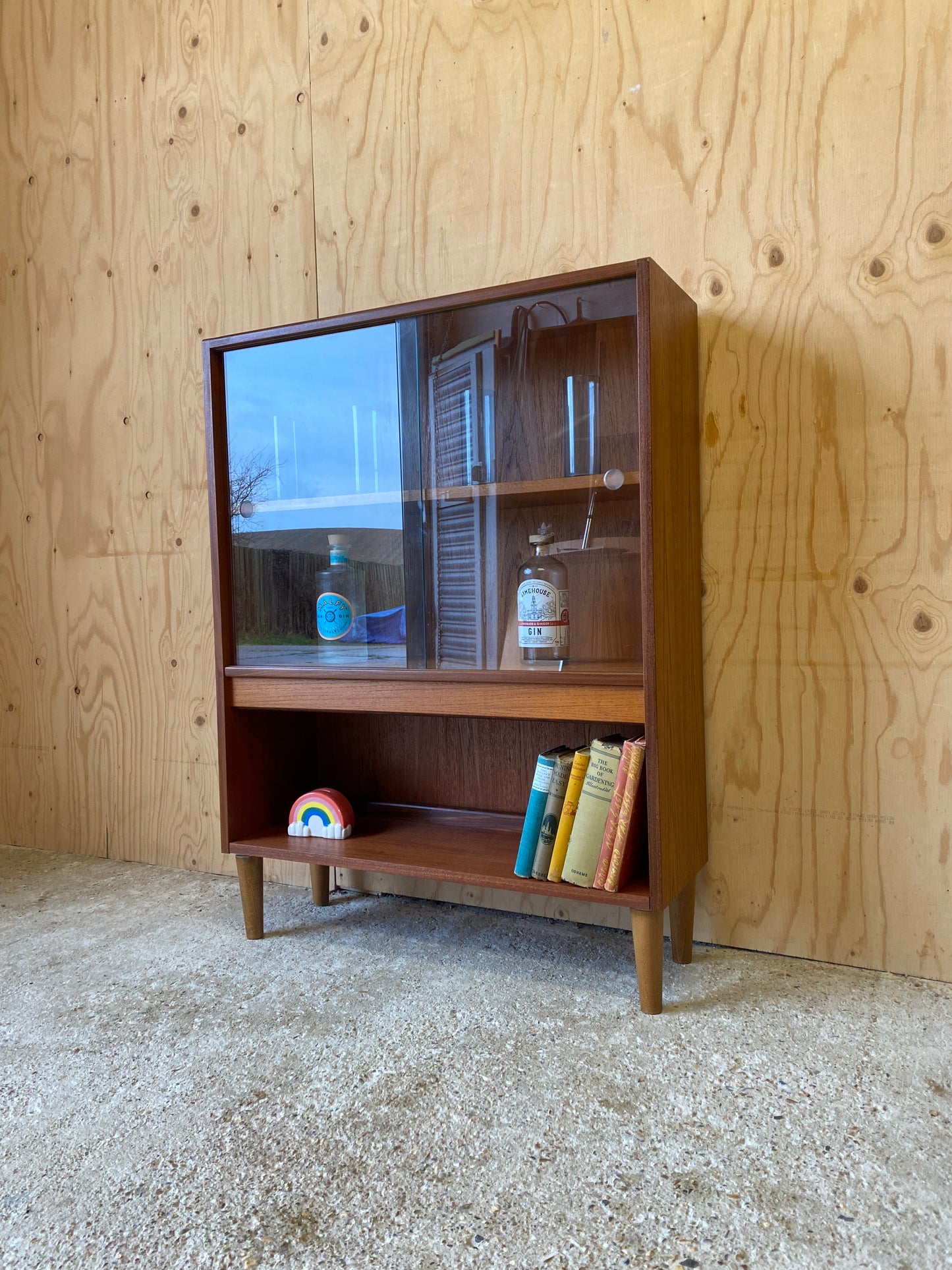 GPlan Drinks Cabinet Cabinet