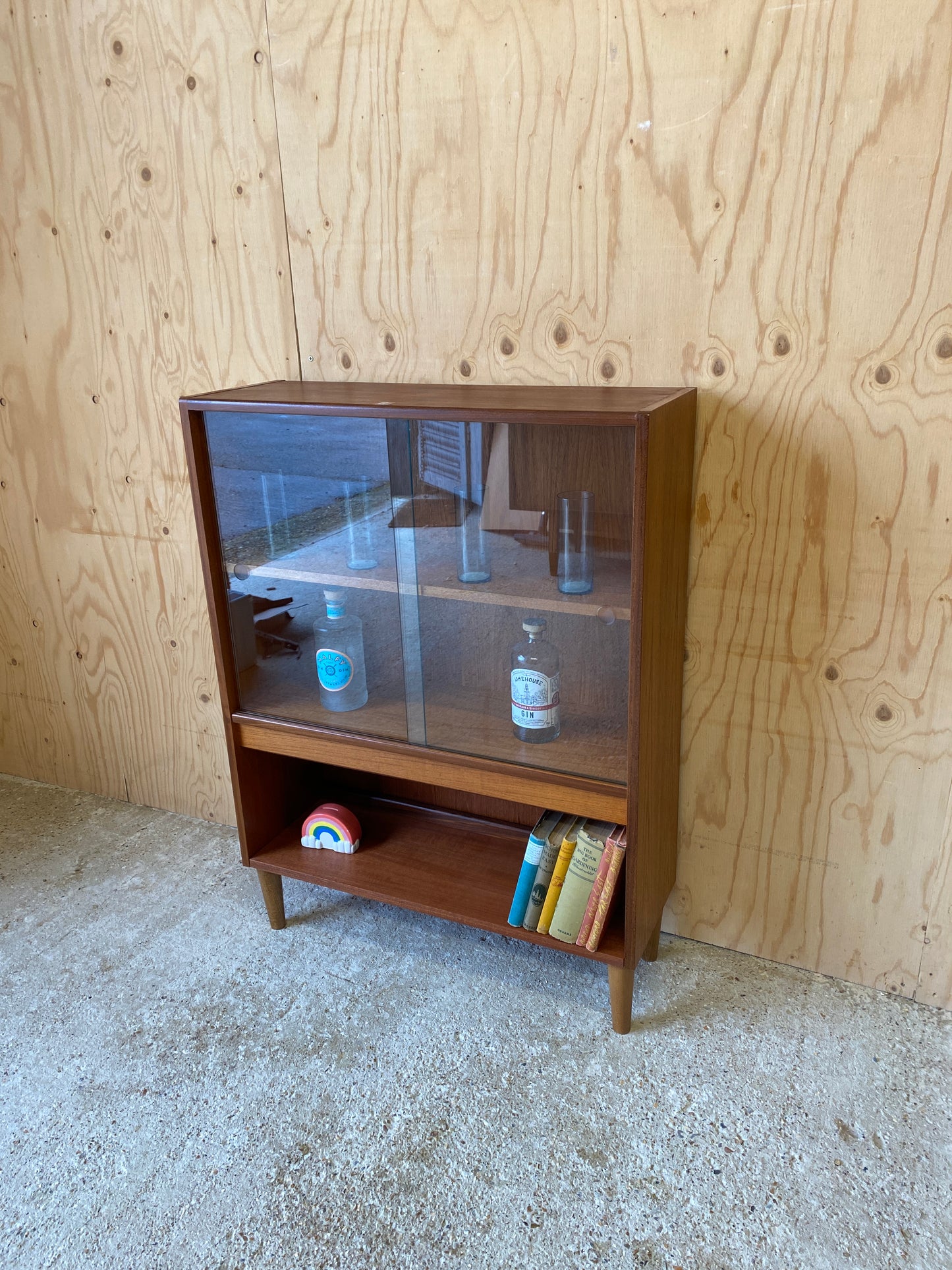 GPlan Drinks Cabinet Cabinet