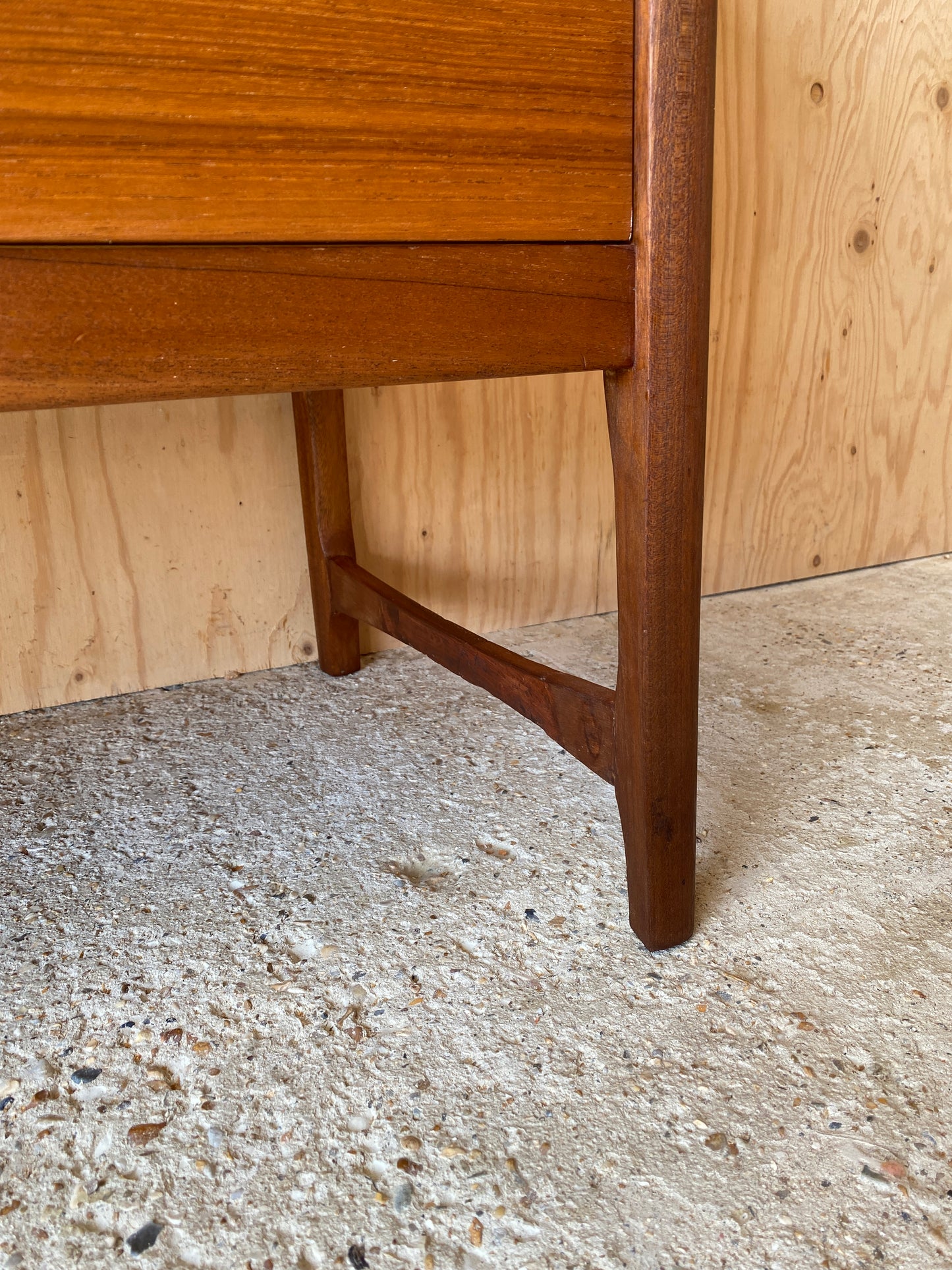 Nathan 'Circles' Sideboard
