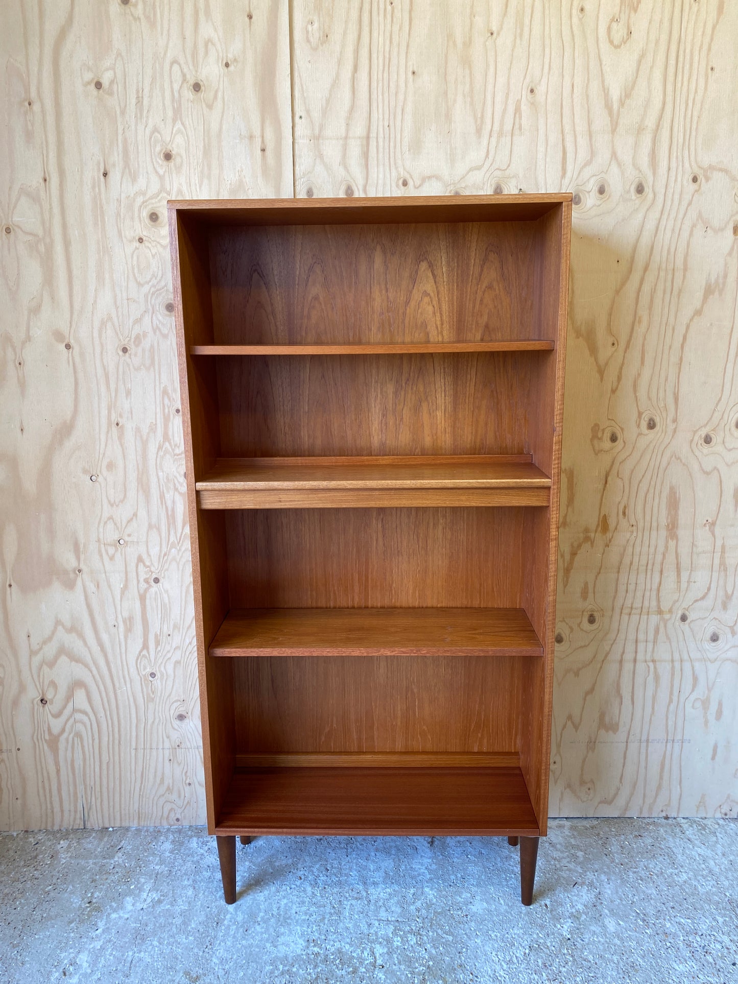 Mid Century Retro Vintage GPlan Fresco Bookcase on Wooden Tapered Legs