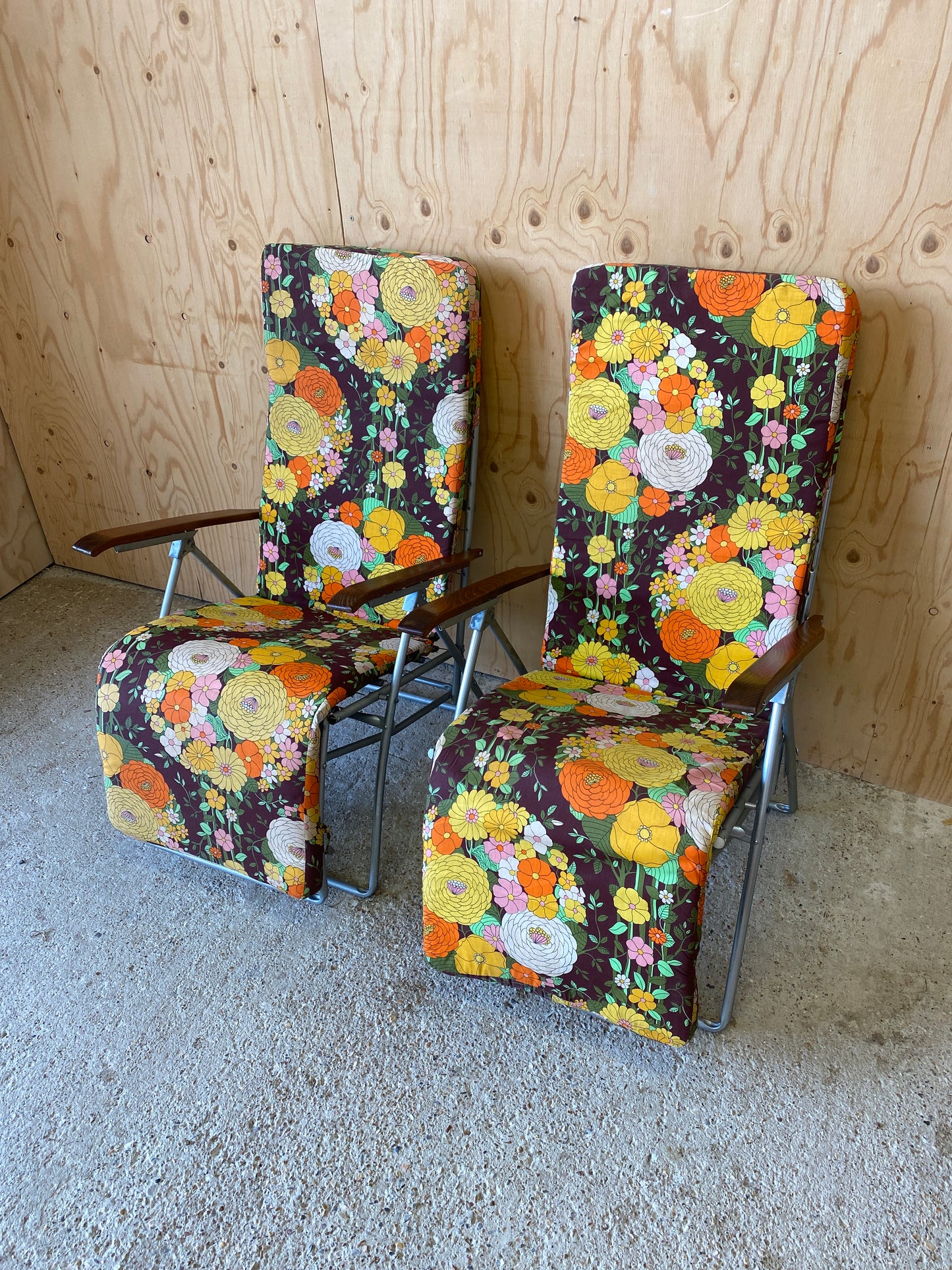 Floral Reclining Chairs