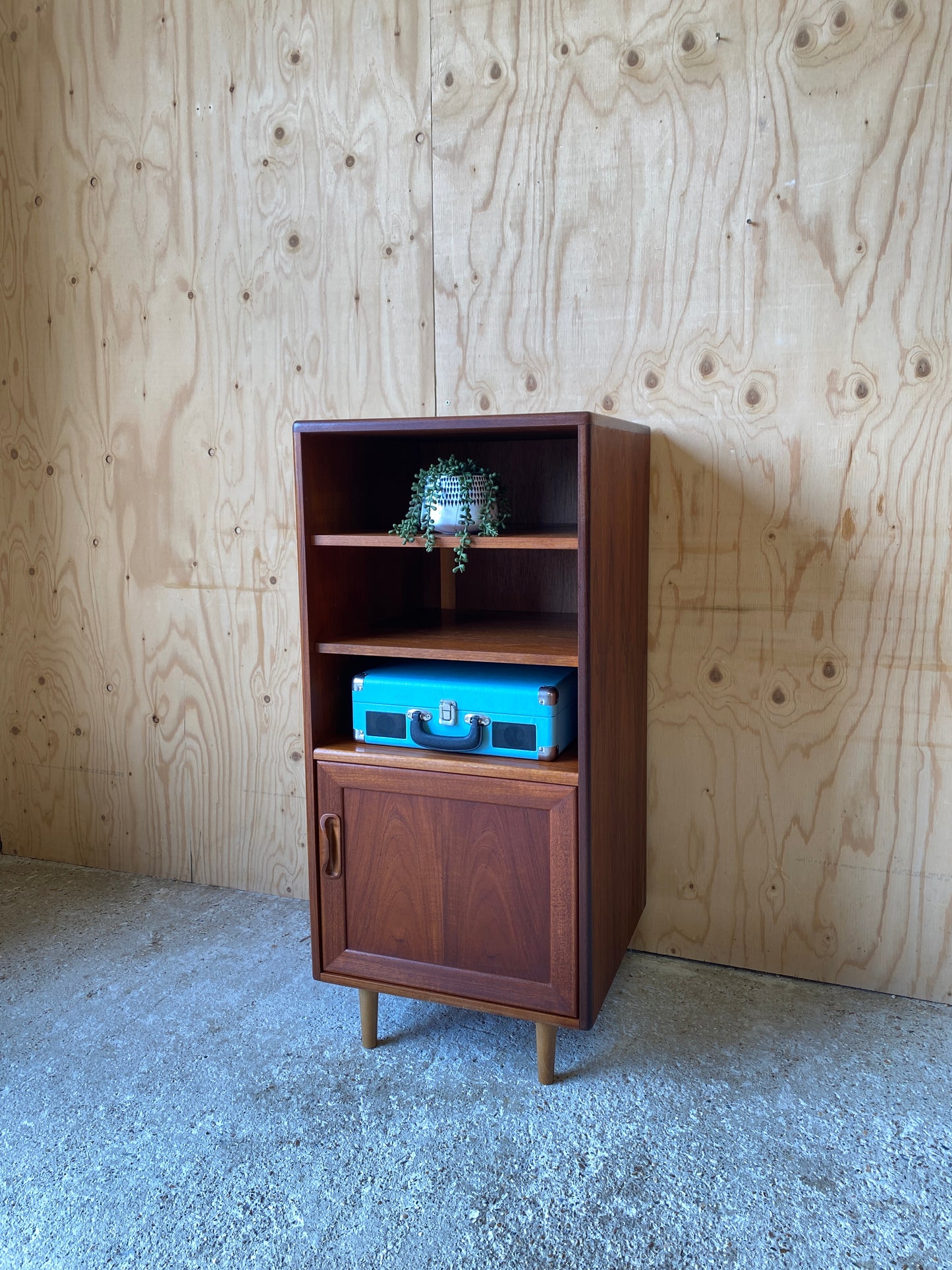GPlan Hi-fi Cabinet