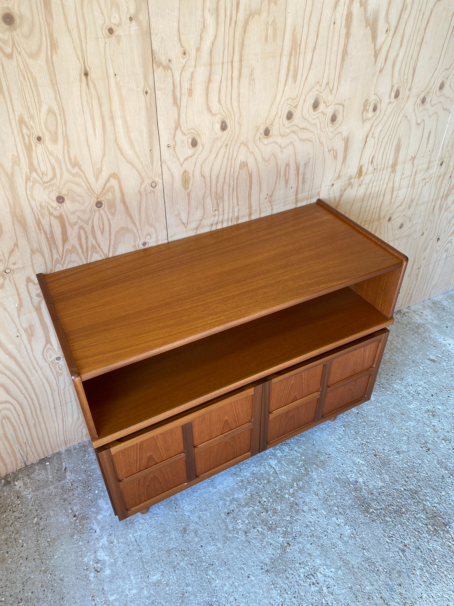Retro Mid Century Vintage Sideboard by British makers Nathan Furniture