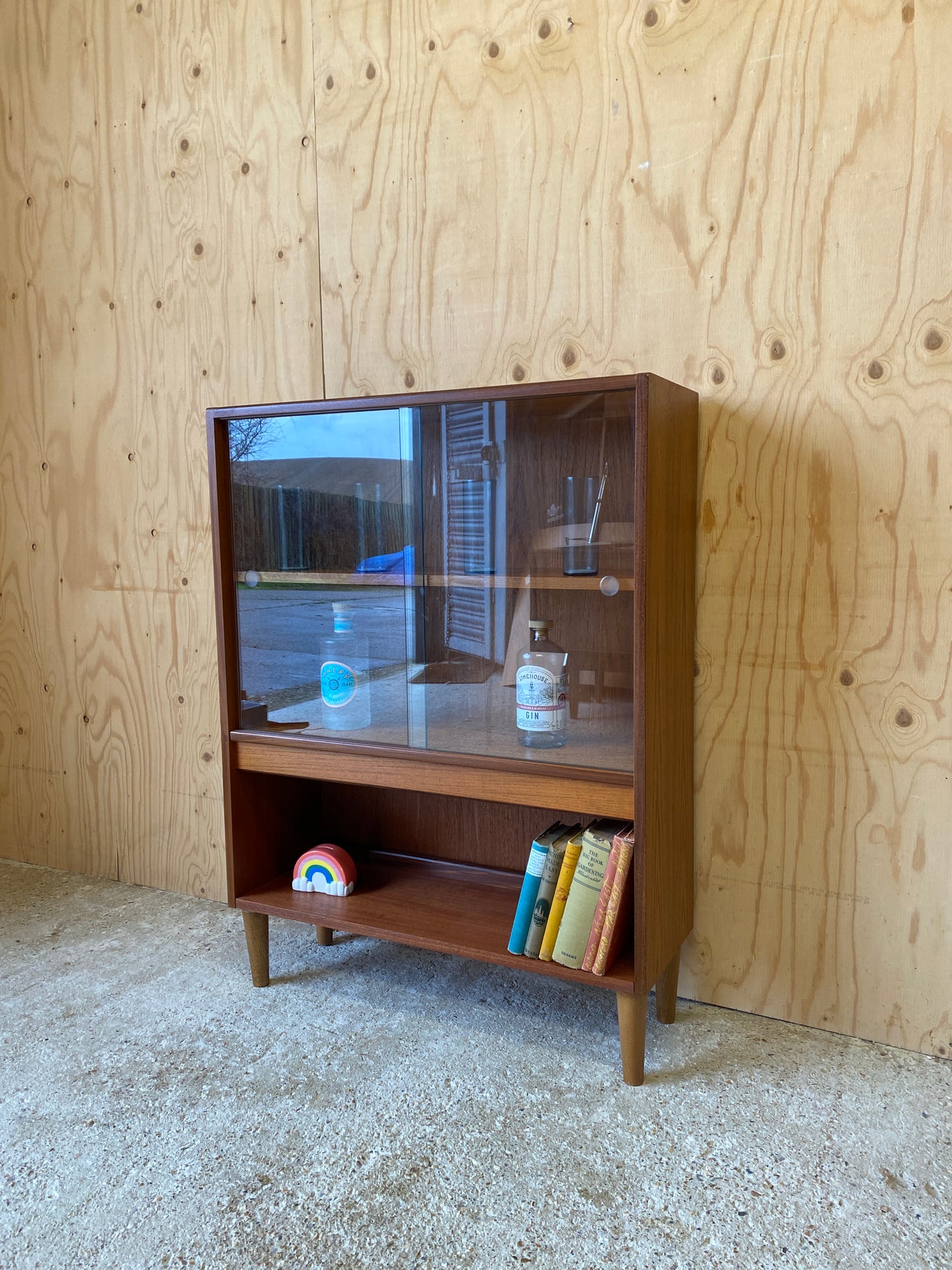 GPlan Drinks Cabinet Cabinet