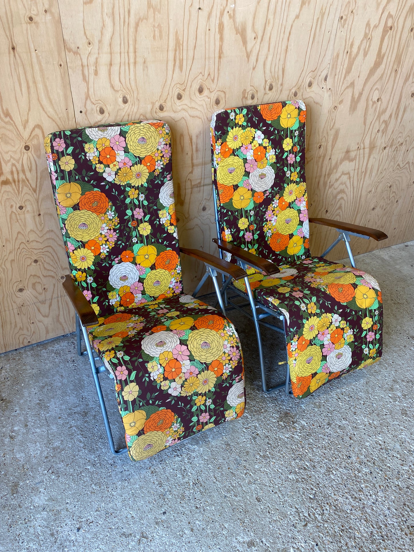 Floral Reclining Chairs