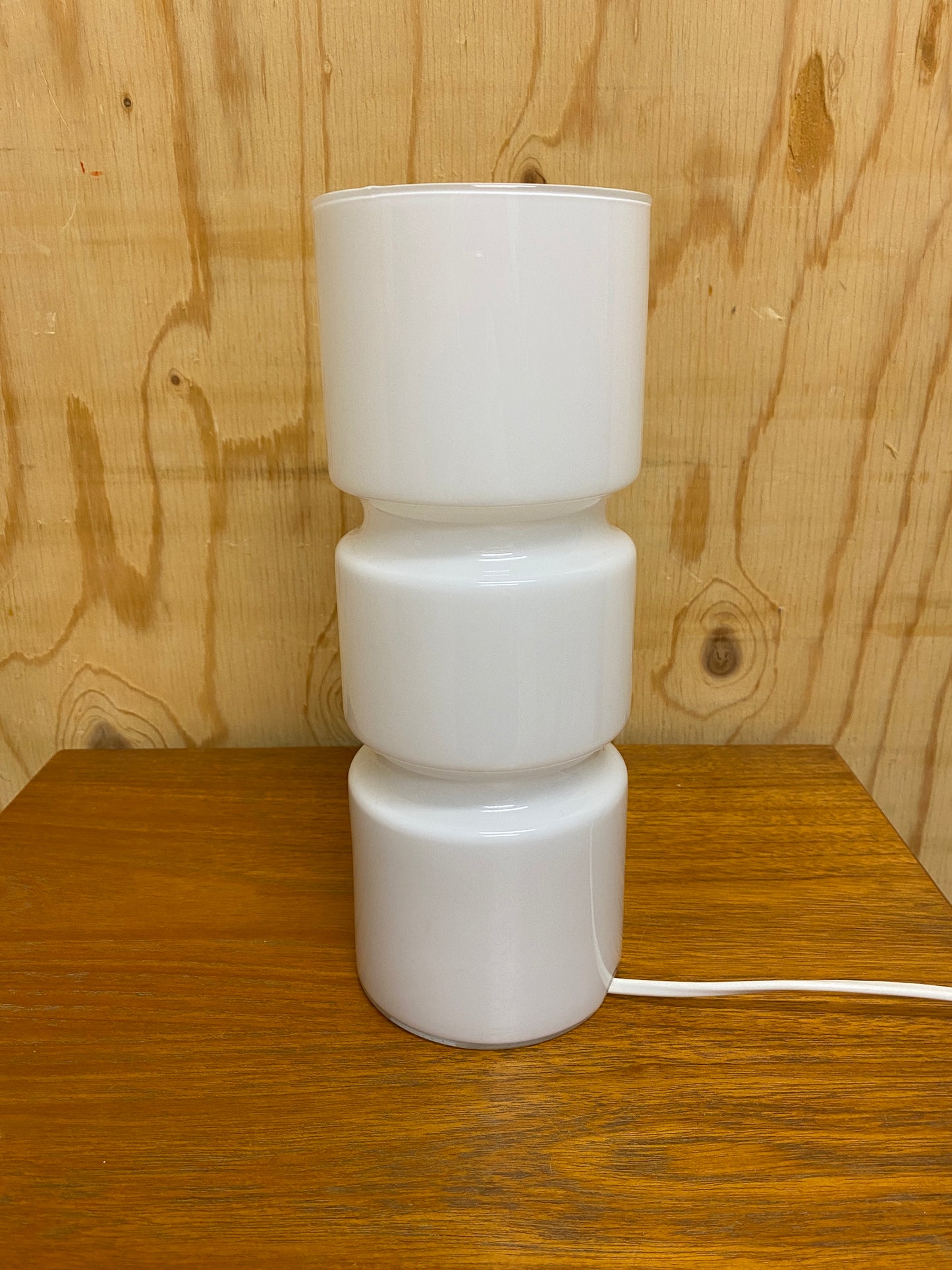Vintage White Habitat Fitz Lamp