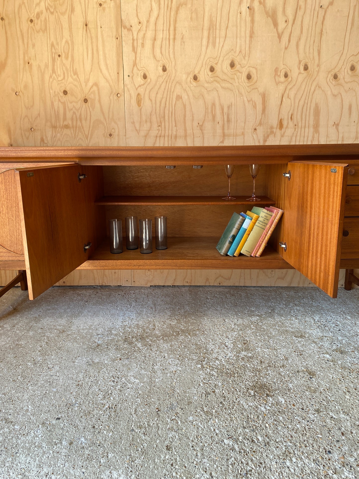Nathan 'Circles' Sideboard