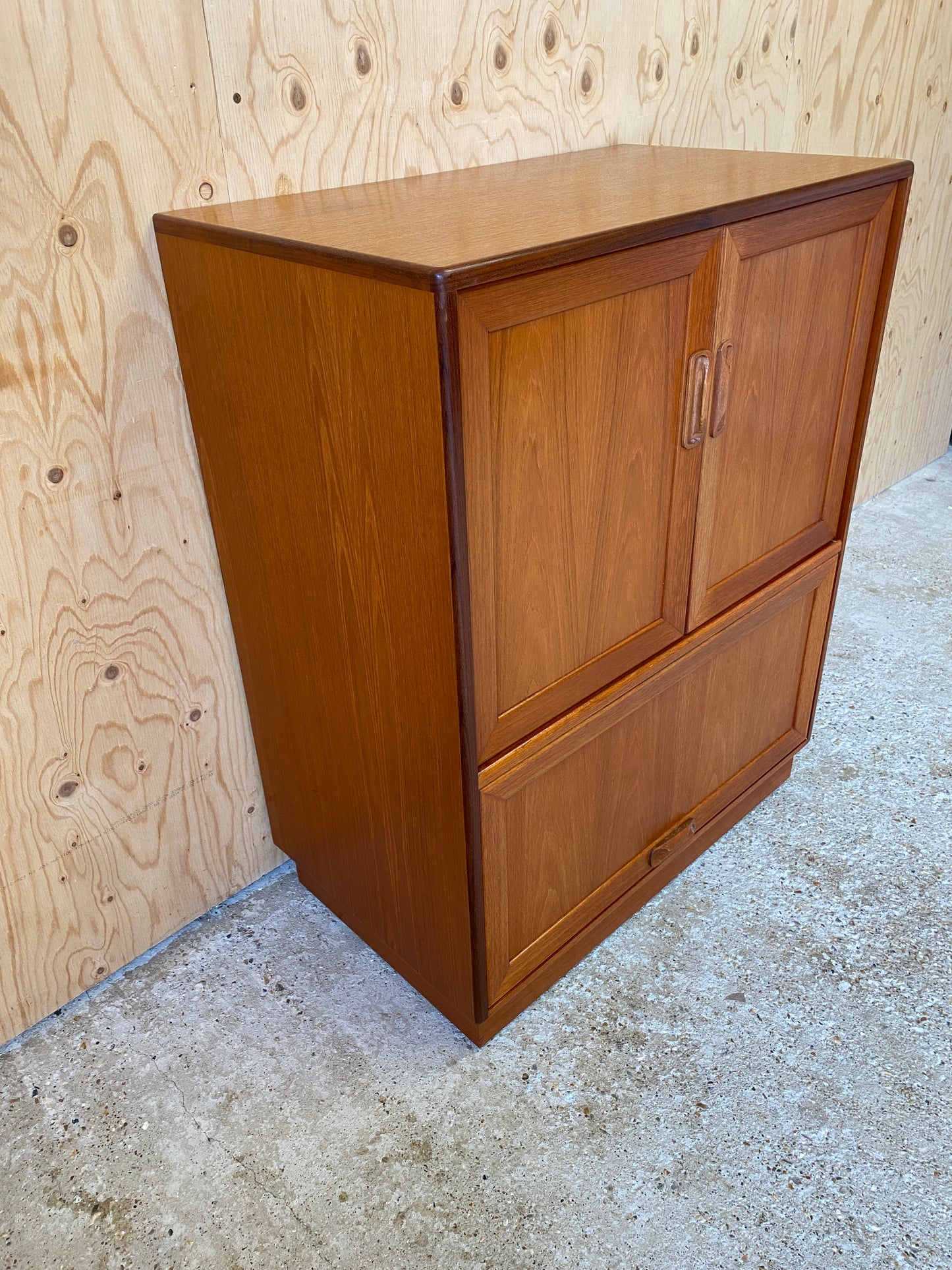 GPlan Fresco Media Cabinet