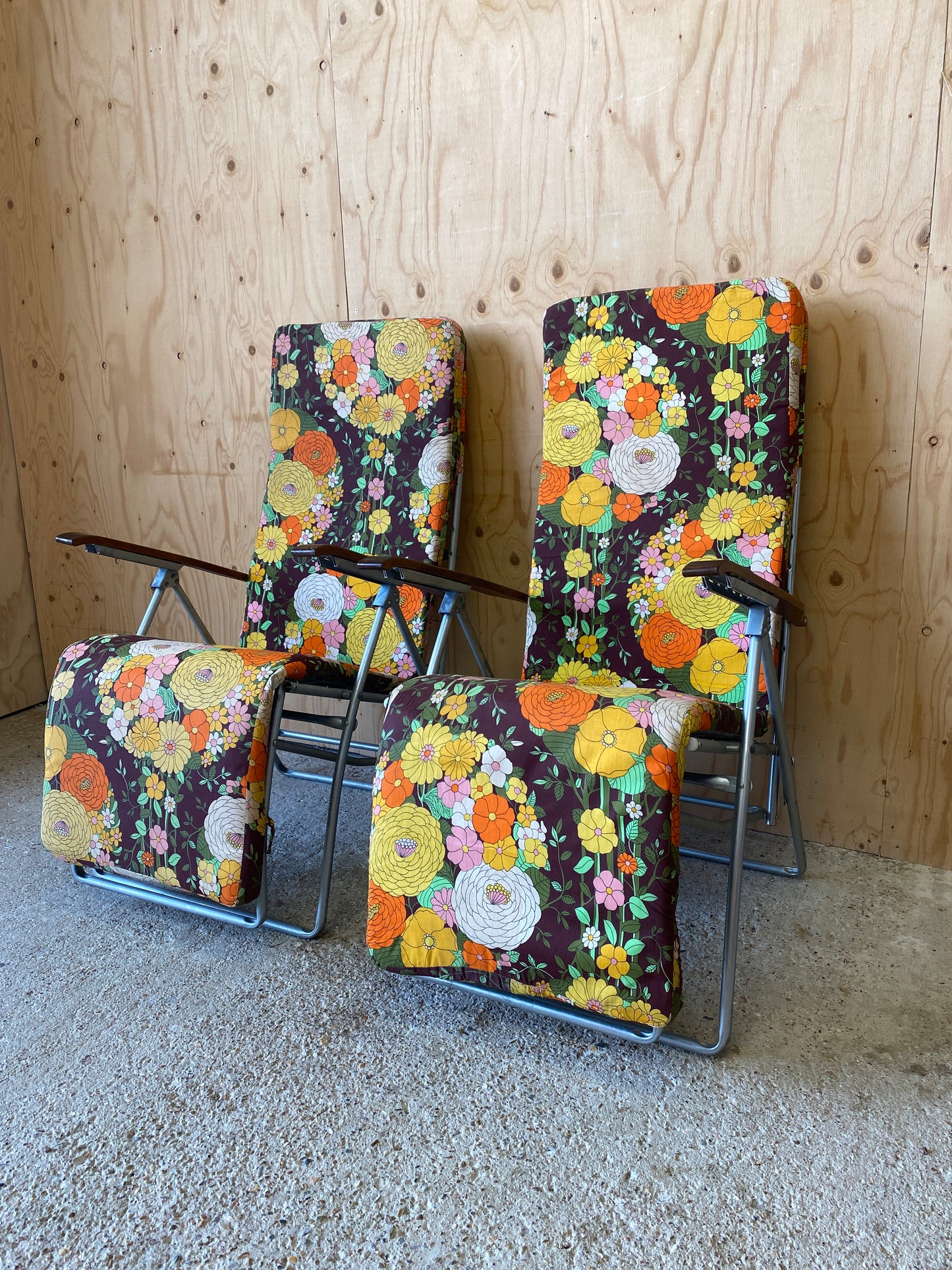 Floral Reclining Chairs