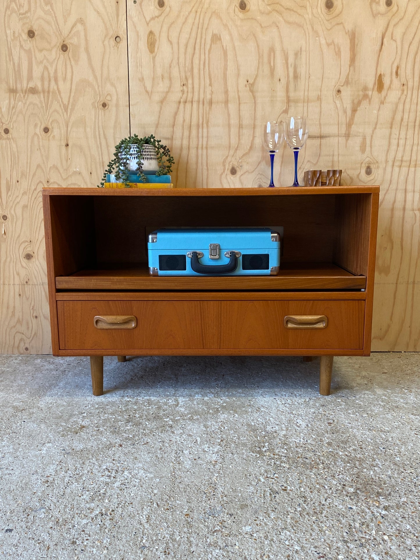 Vintage GPlan Fresco TV Stand