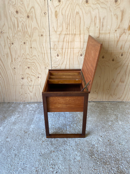 Vintage Mid Century Sewing Box