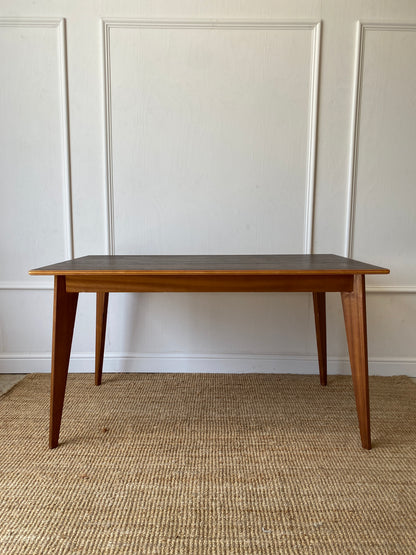 Morris of Glasgow Table