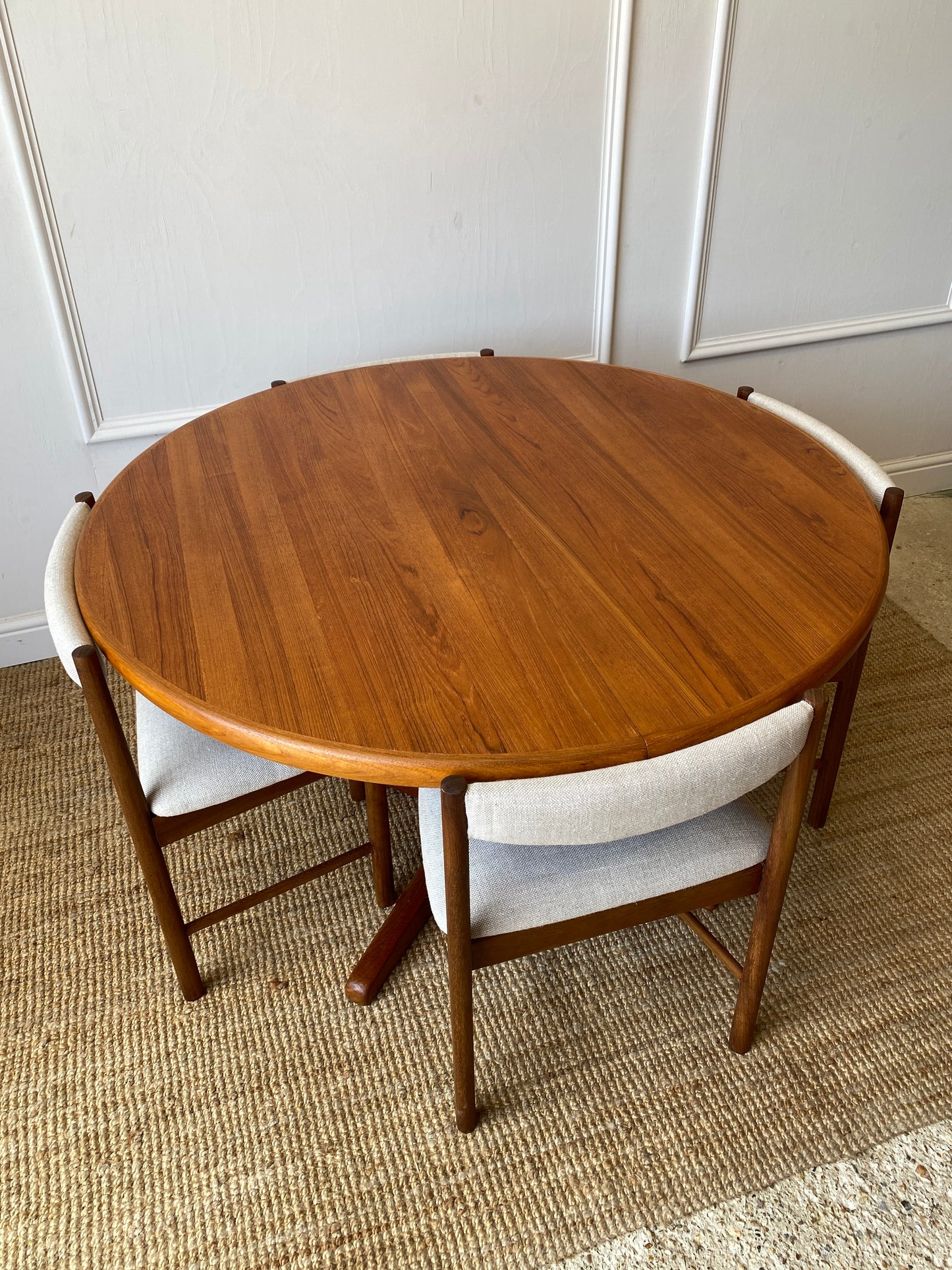 Glostrup Møbelfabrik Dining Table