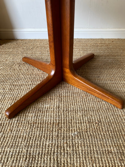 Glostrup Møbelfabrik Dining Table