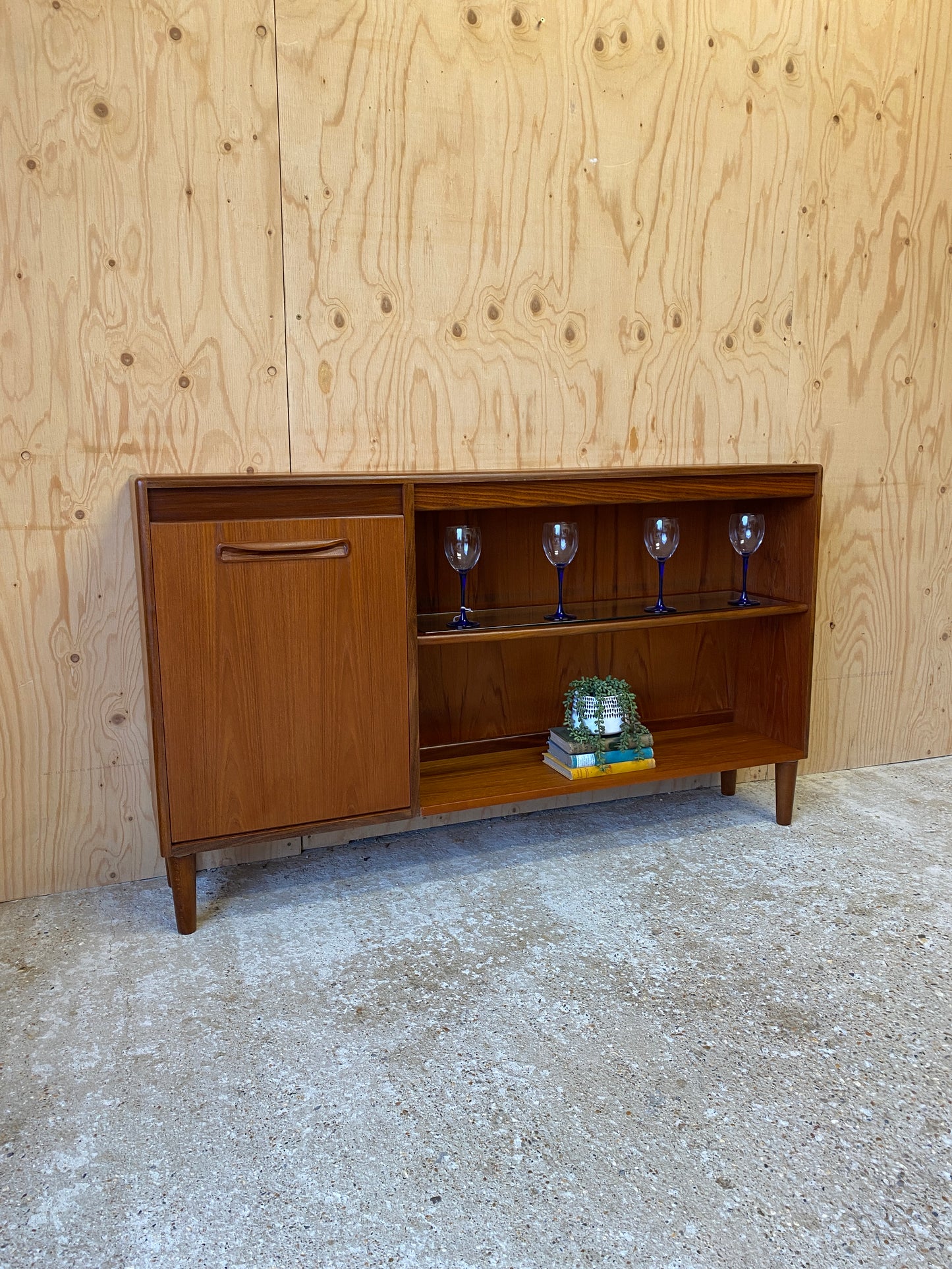 GPlan Fresco Drinks Cabinet