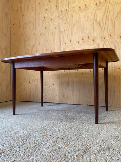 GPlan Extending Dining Table