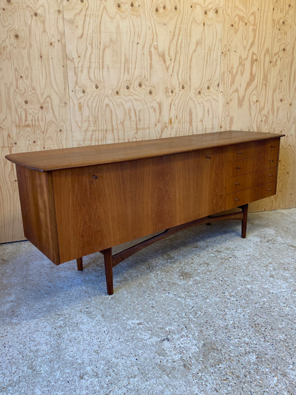 Dalescraft Sideboard