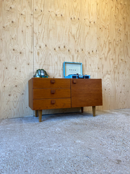 Vintage Retro Mid Century Sideboard by Danish Makers Domino Mobler on Wooden Tapered Legs