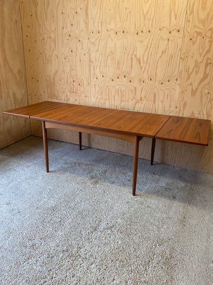 GPlan Extending Dining Table