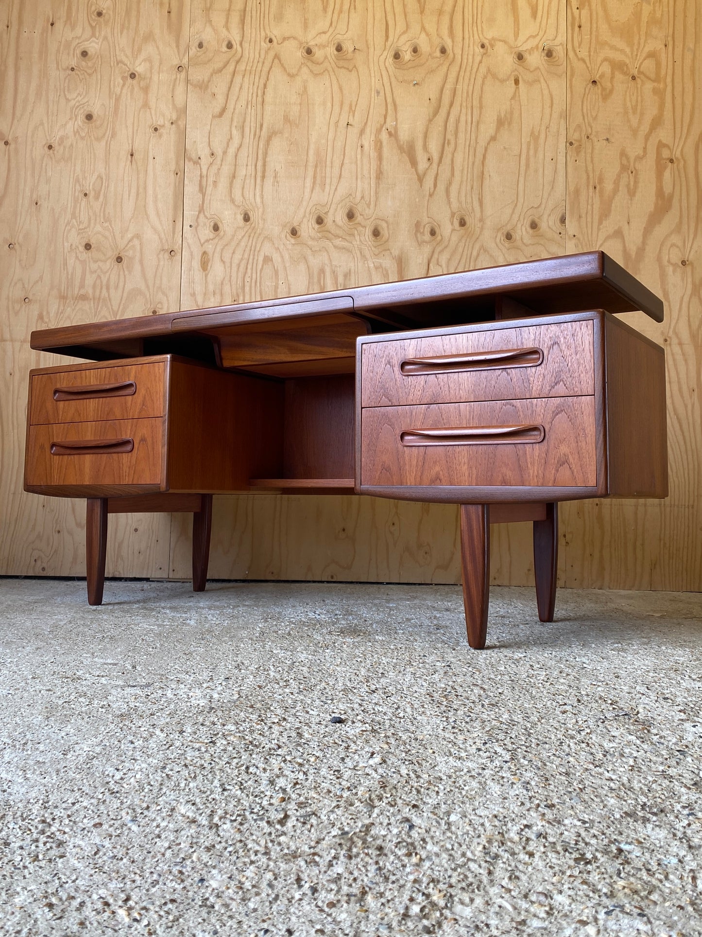 GPlan Fresco Dressing Table