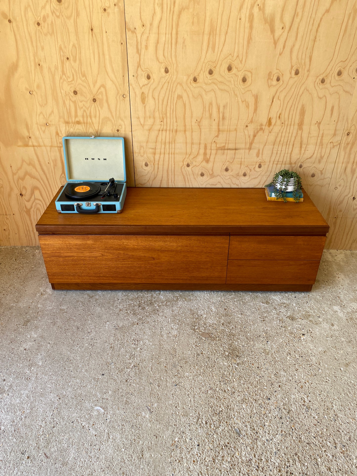 Vintage White & Newton Sideboard