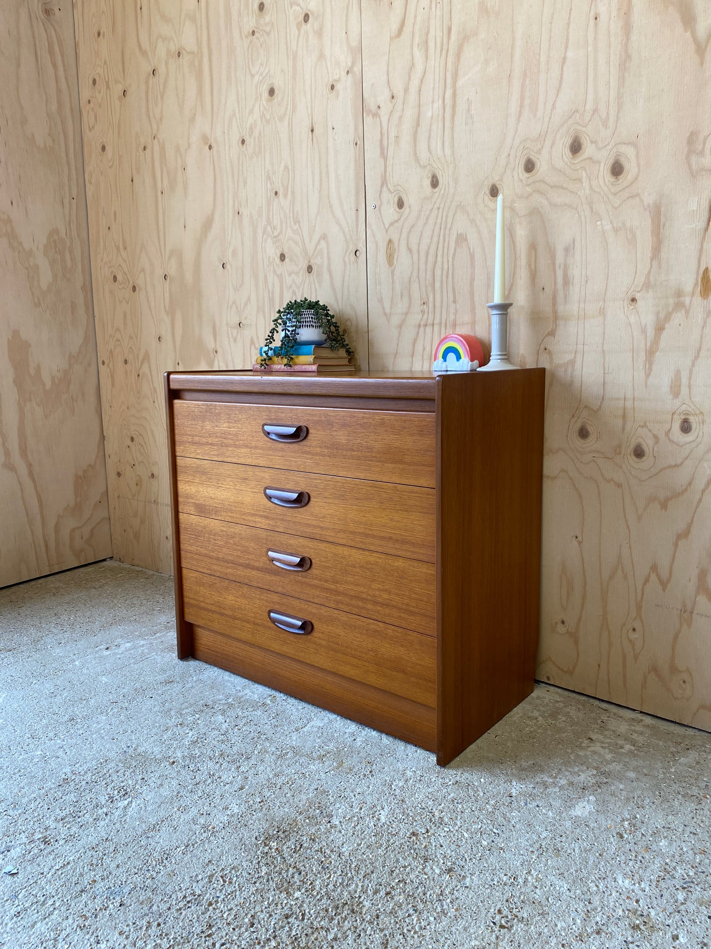 Vintage Chest of Drawers by British makers William Lawrence of Nottingham