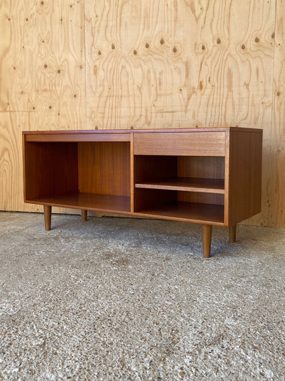 GPlan Record Player Stand