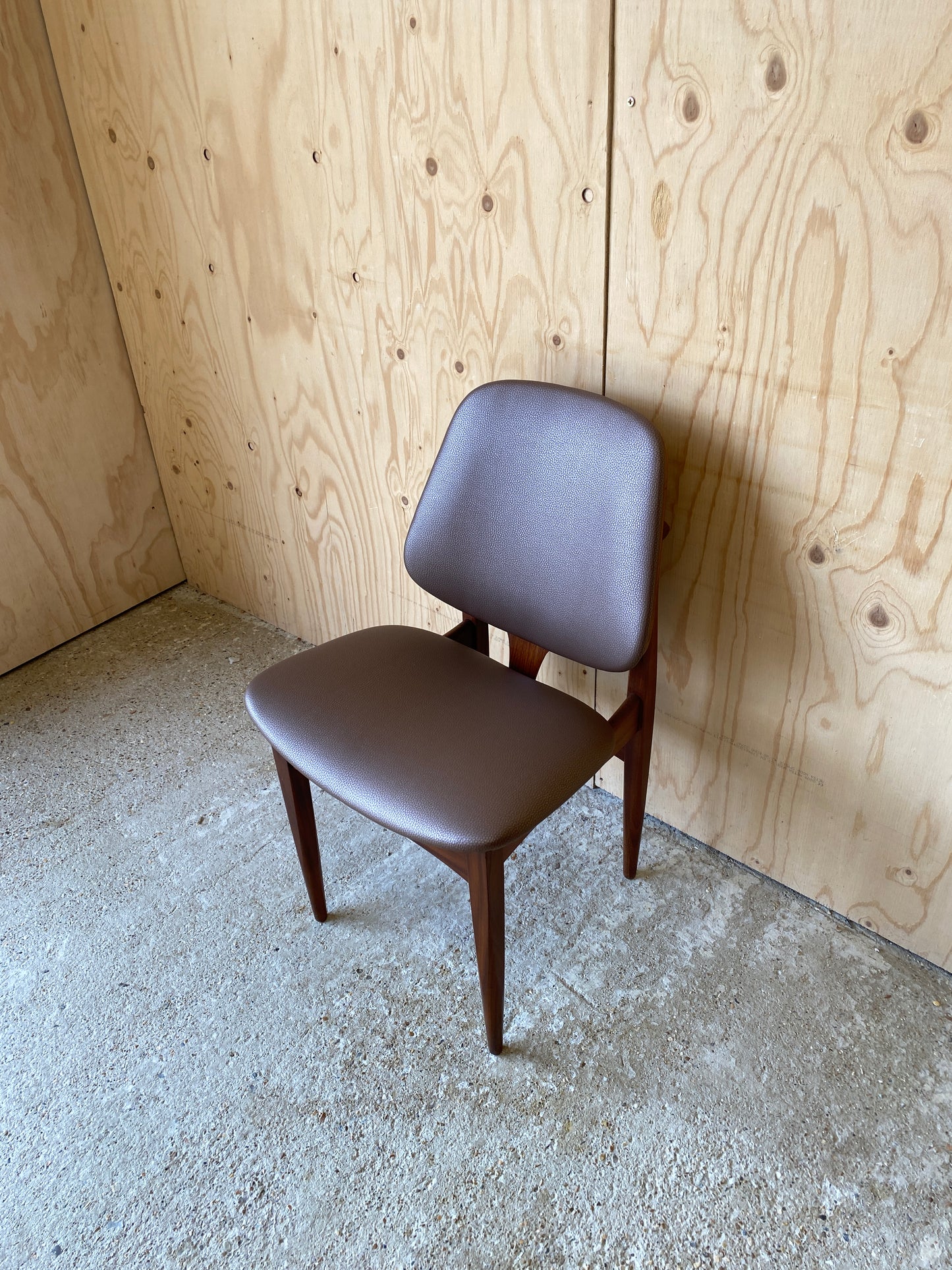 Dining Chair by British makers Elliots of Newbury