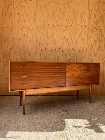 Uniflex Sideboard