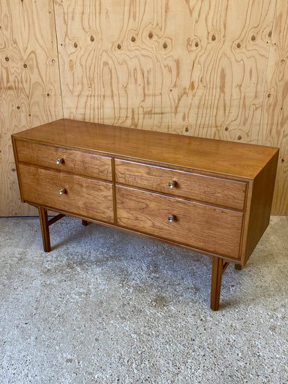 Meredew Chest of Drawers