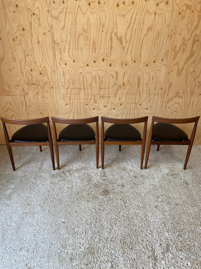 Roundette Table & Chairs