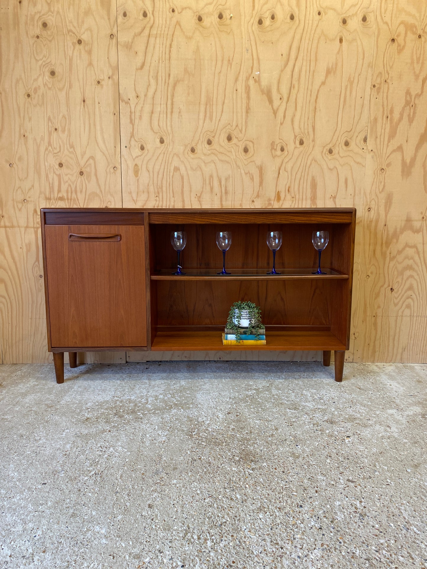 GPlan Fresco Drinks Cabinet