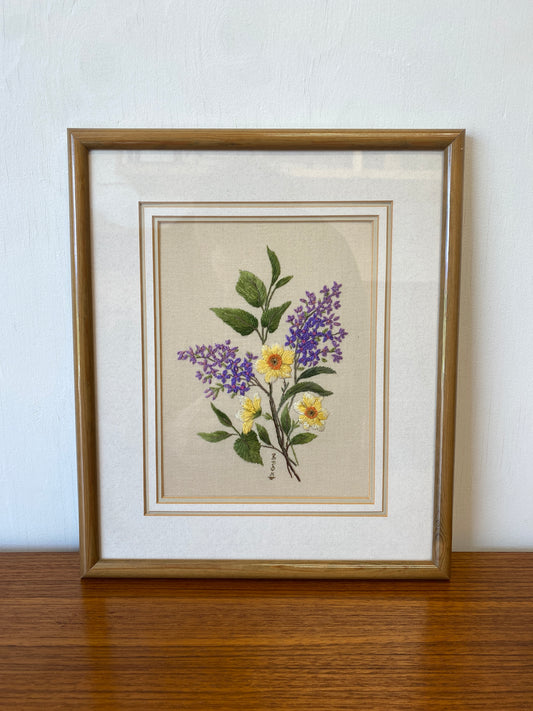 Vintage Framed Flower Embroidery